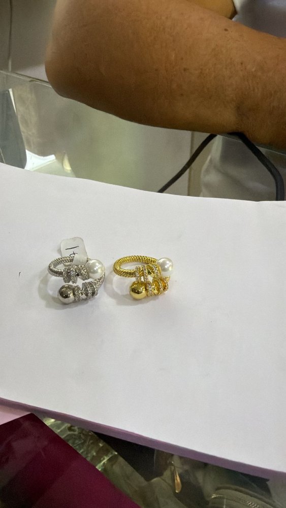 ANILLOS CON PERLA DORADO Y PALTIADO