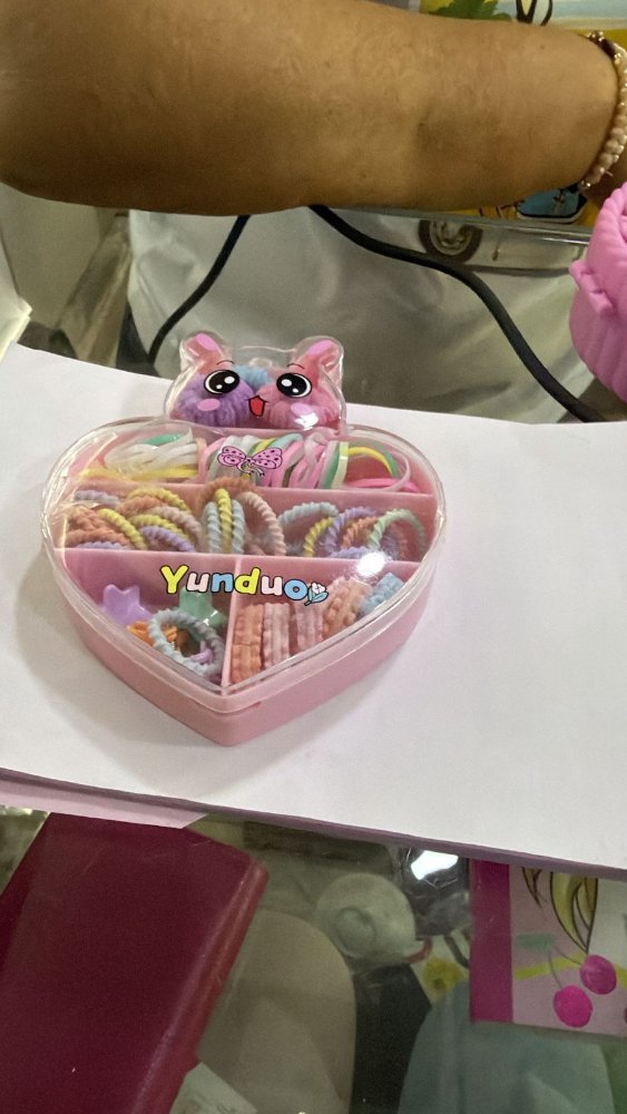 JUEGO DE MOÑAS GATA Y CORAZON