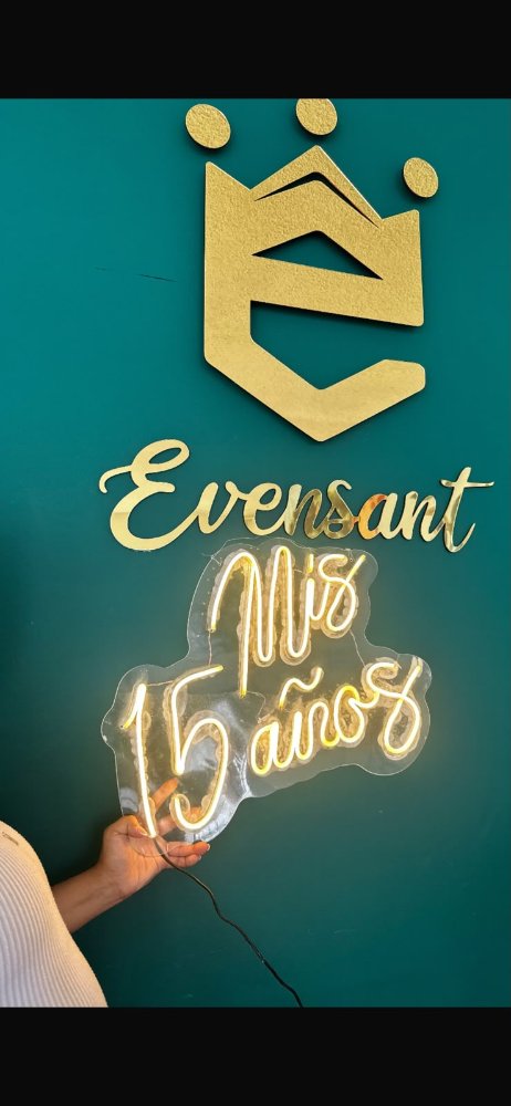 AVISO NEON MIS 15 AÑOS