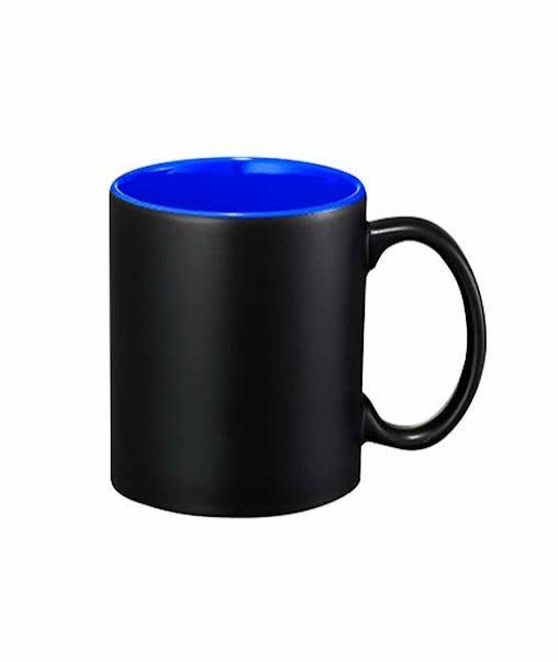 MUG MAGICO COLOR INTERNO AZUL OSCURO