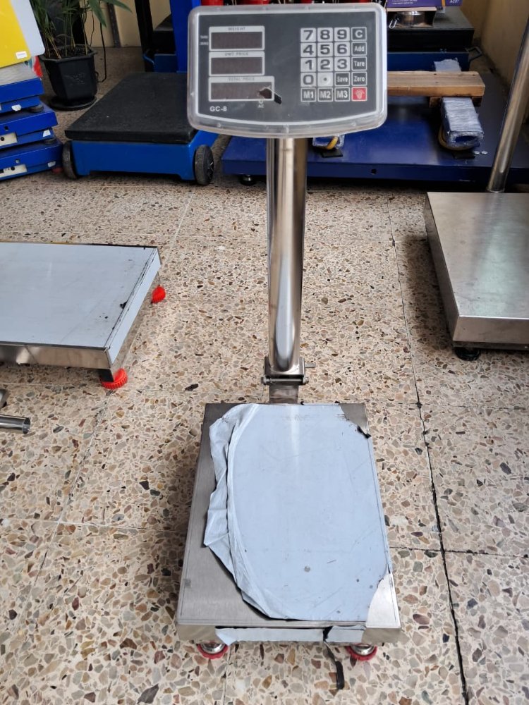 BASCULA ABATIBLE FULL ACERO 150KG