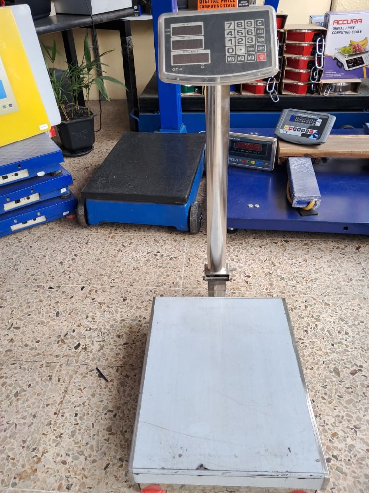 BASCULA ABATIBLE FULL ACERO DE 300KG