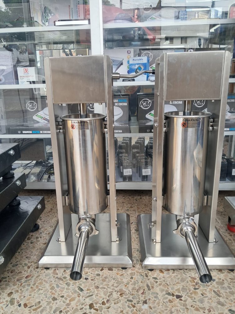 EMBUTIDORA 5L MANUAL