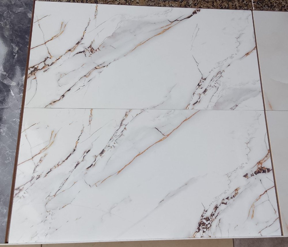 Pared statuario golden smoke 30x60