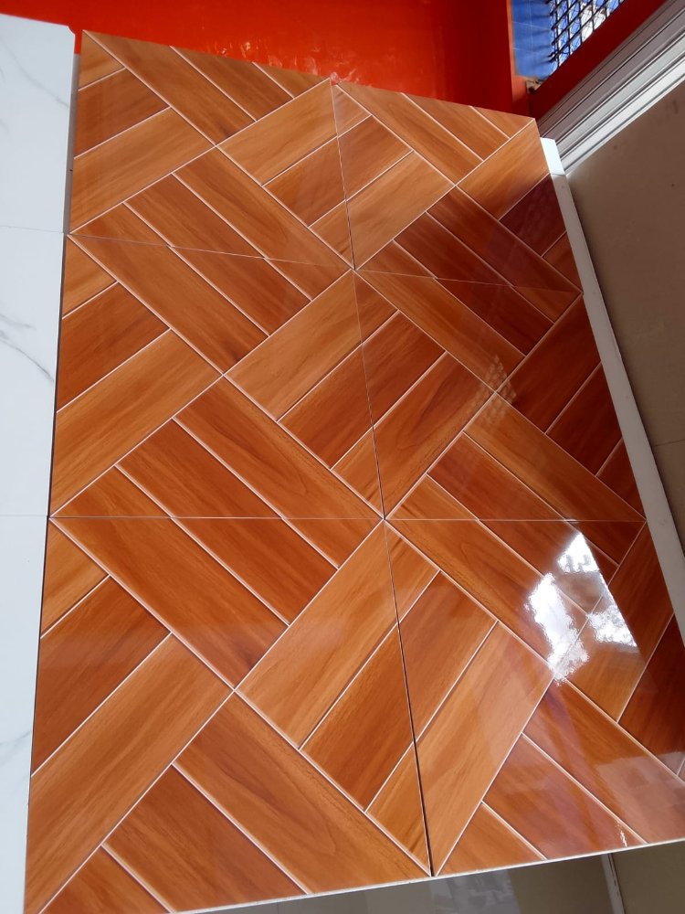 Piso interior 46x46 cuadros rectificado