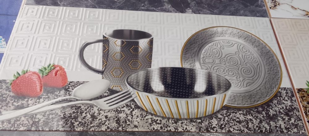 Cenefa Gold esmeralda B 30x60