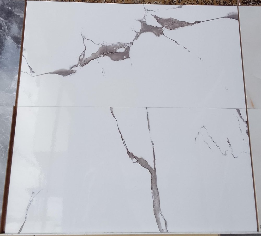 Pared carrara 30x60