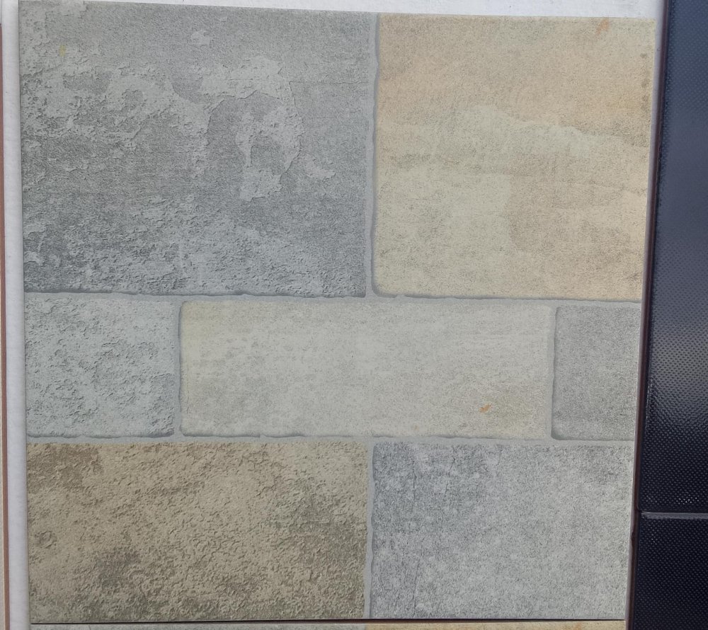 Piso exterior pietra 30,5 x 30,5