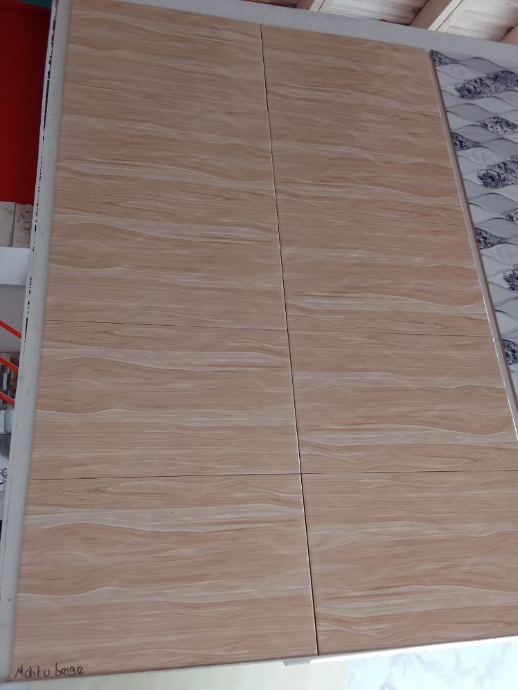 Pared malibu beige 25x40