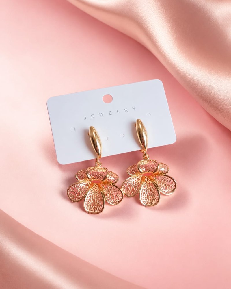 Aretes Flor Dorado