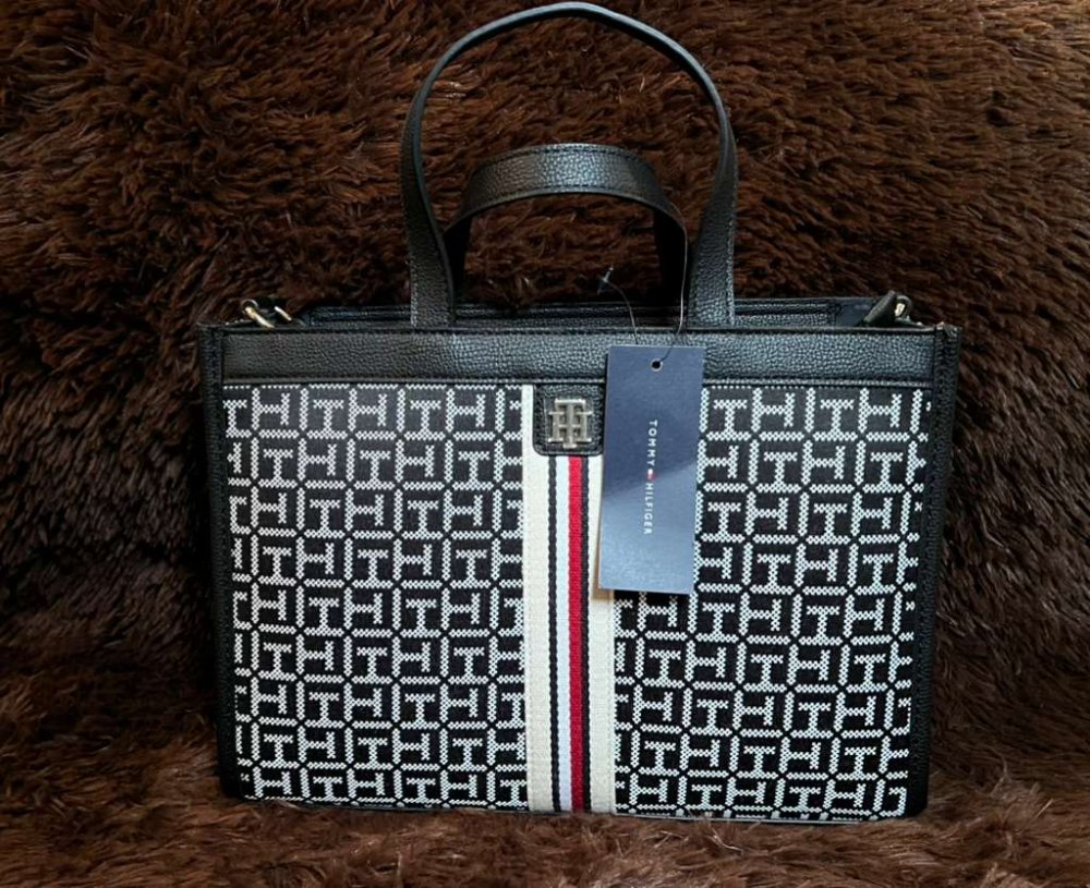 Margot Mini Tote Logo Black/White TOMMY