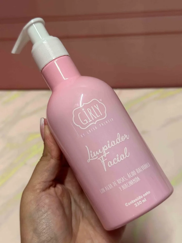 LIMPIADOR FACIAL GIRLY BY LUISA PALACIO (230 ML)