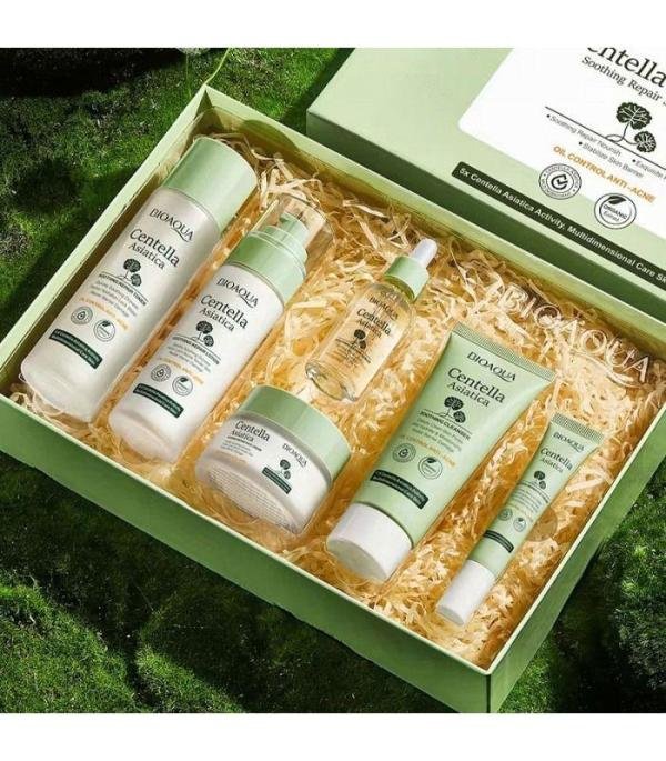 SET DE CUIDADO FACIAL CENTELLA ASIÁTICA BIOAQUA 6 PIEZA
