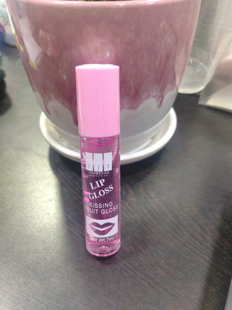 YJT COSMETICS KISSING FRUIT GLOSS (7 ML)