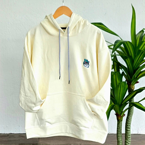 Hoodie Básico Besh con Bordado