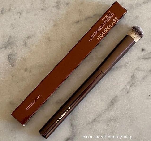 Brocha de corrector Hourglass