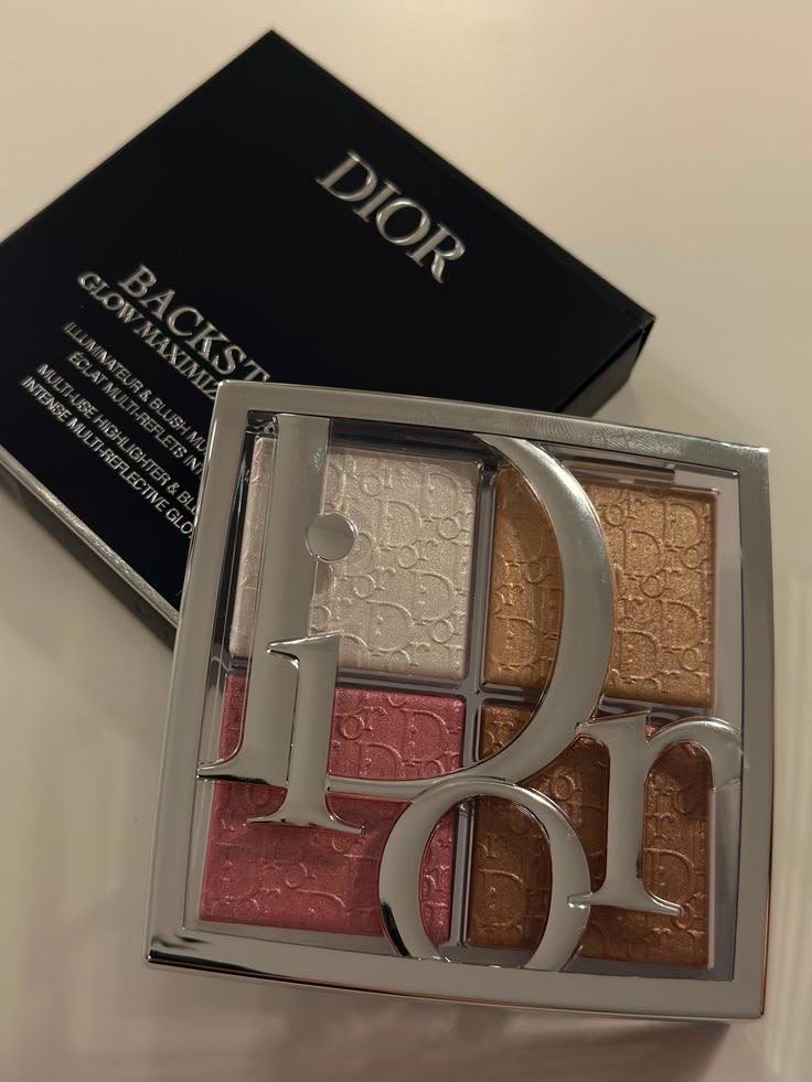 Paleta de iluminador DIOR 001