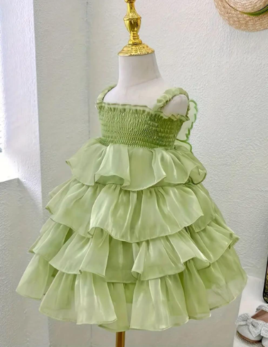 VESTIDO VERDE MARIPOSAS  CAPAS