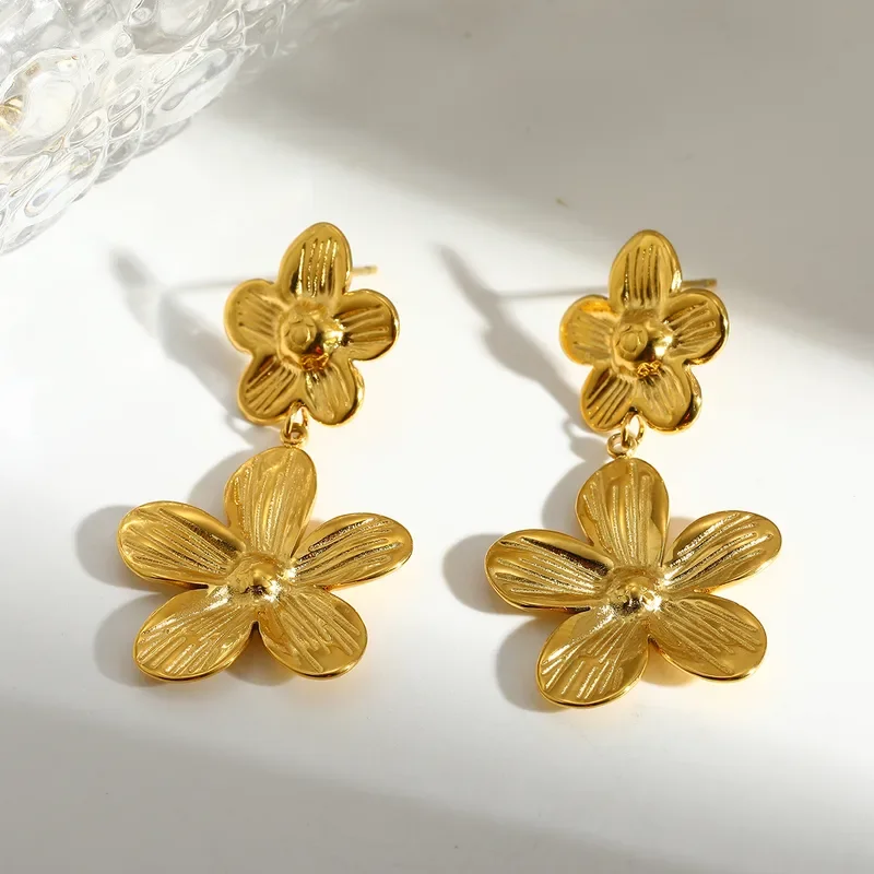 70851-ARETE DORADO DOBLE FLOR