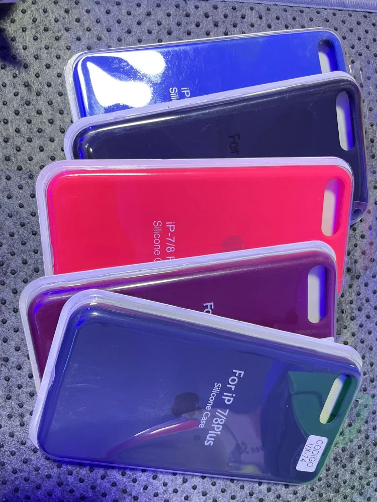 22246 - ESTUCHE IPHONE 7-8 PLUS - SILICONE