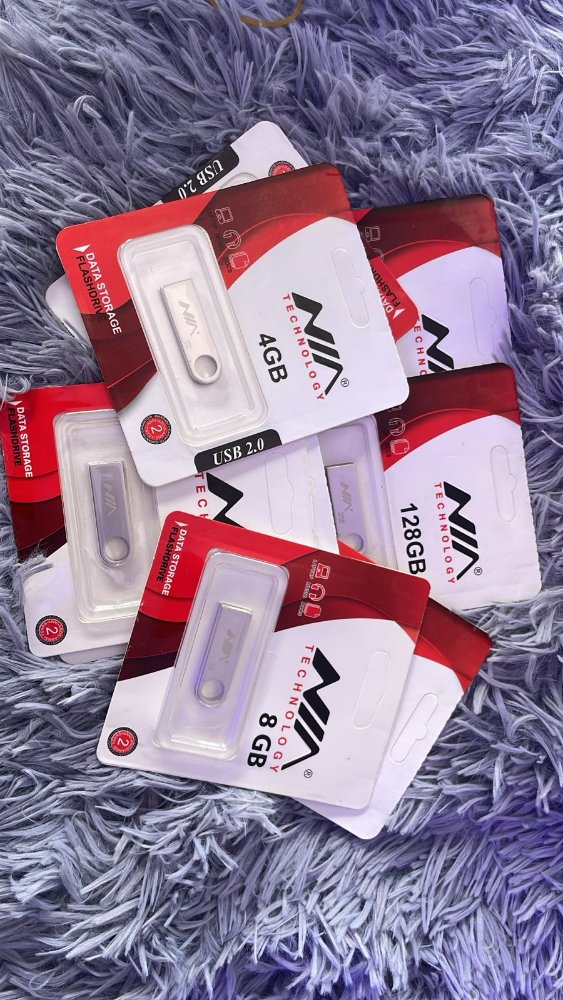 00369 - MEMORIA USB 128GB