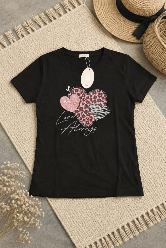 Polera manga corta Corazones colores variados s/T