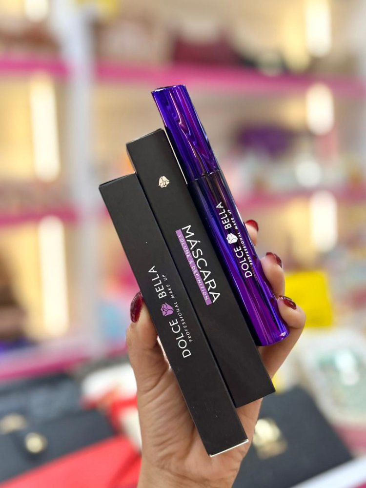 Mascara de pestañas volumen y definicion
