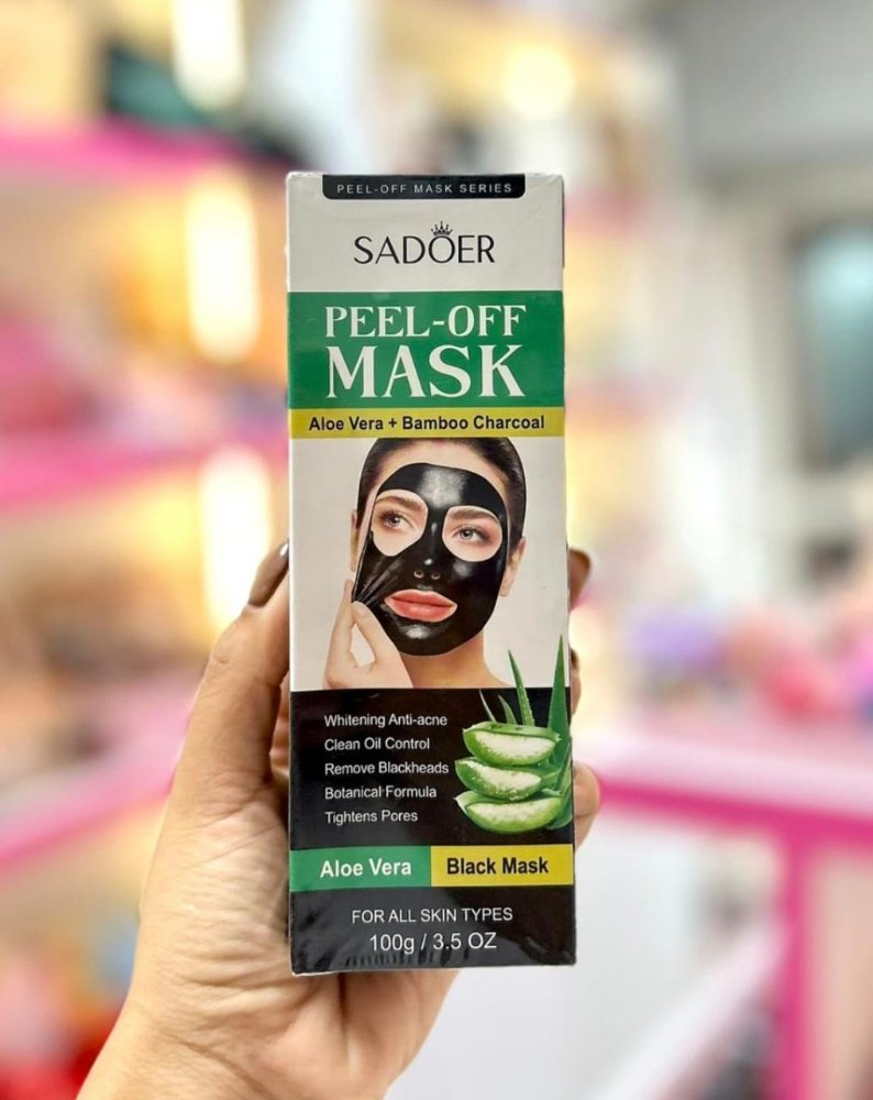 mascarilla de puntos negros de tubo