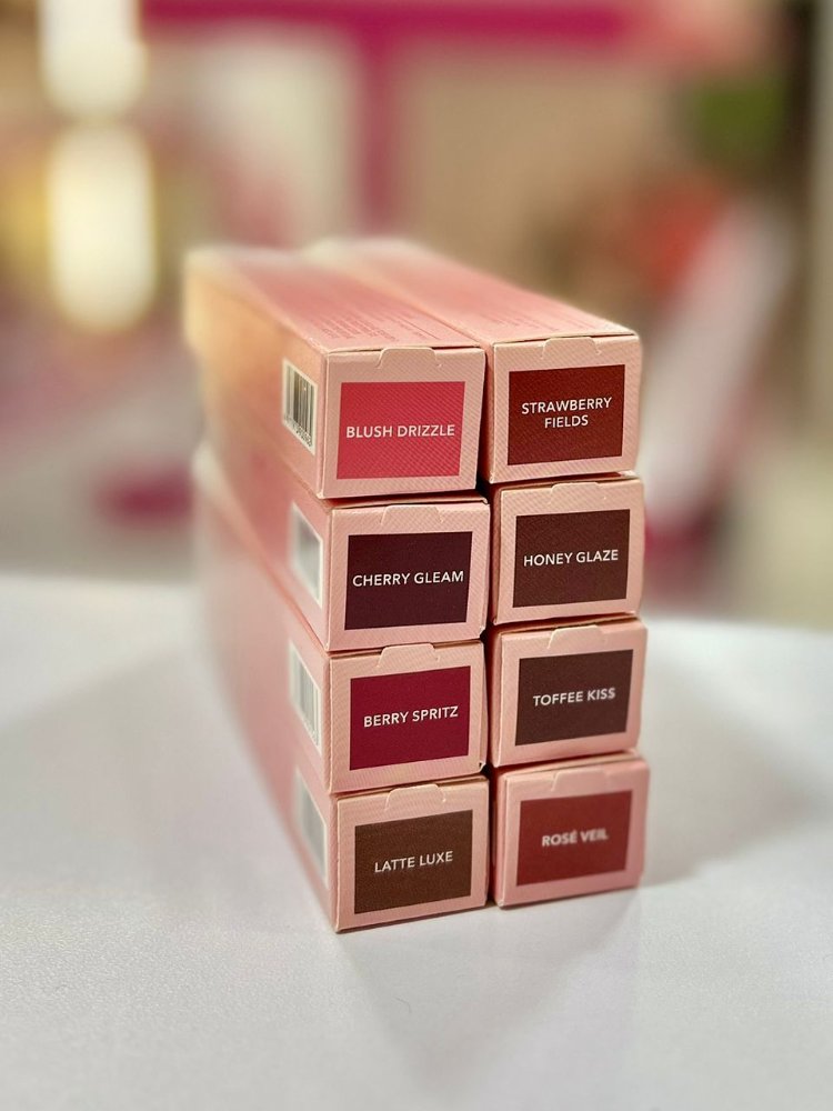 Lip gloss sheglam con tono