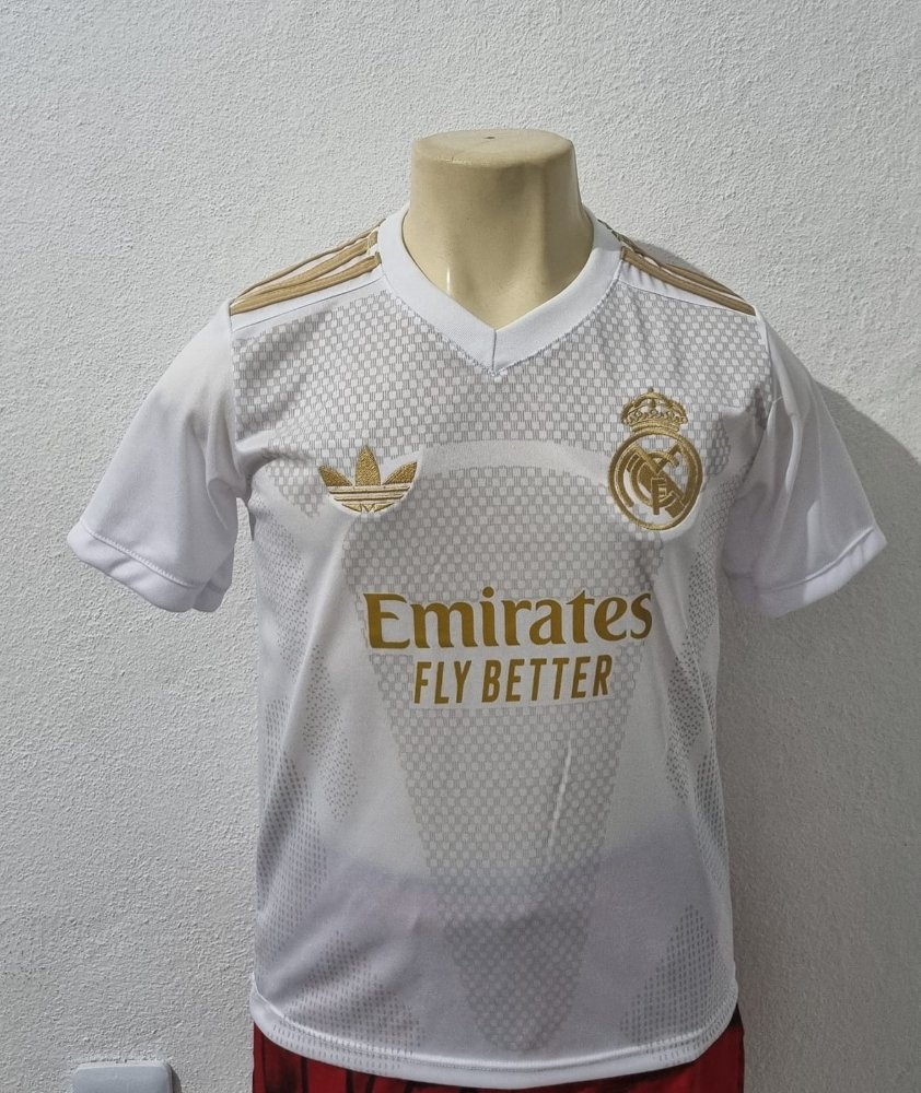 T:J Camisa Branca Detalhe dourado Real Madrid !