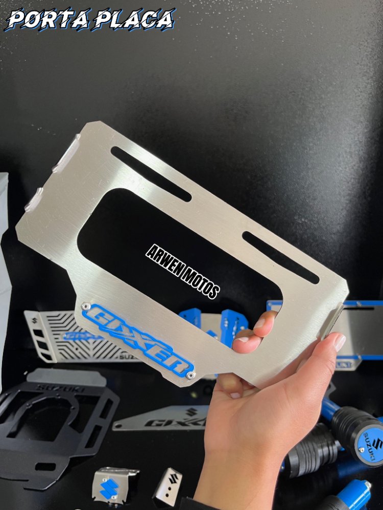 PORTA PLACA GIXXER