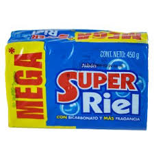 Jabón en Barra Super Riel Con Bicarbonato x 450g