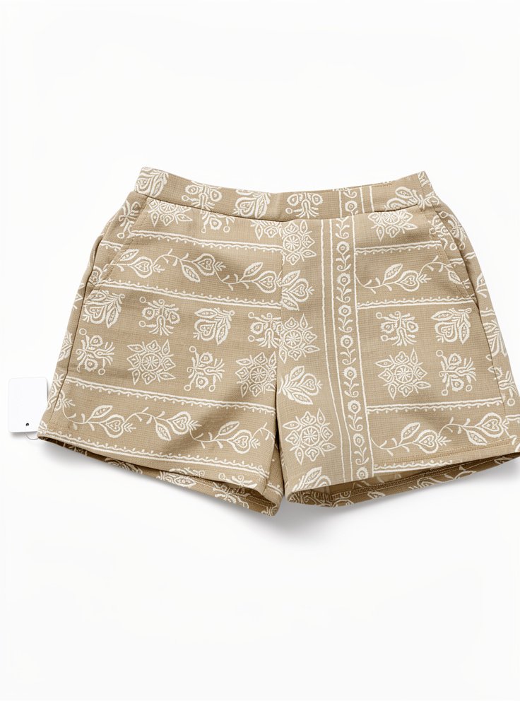 Short Chaumet Beige talle 2