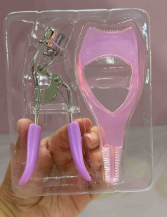 Encrespador + protector de Pestañina Kiss Lovely