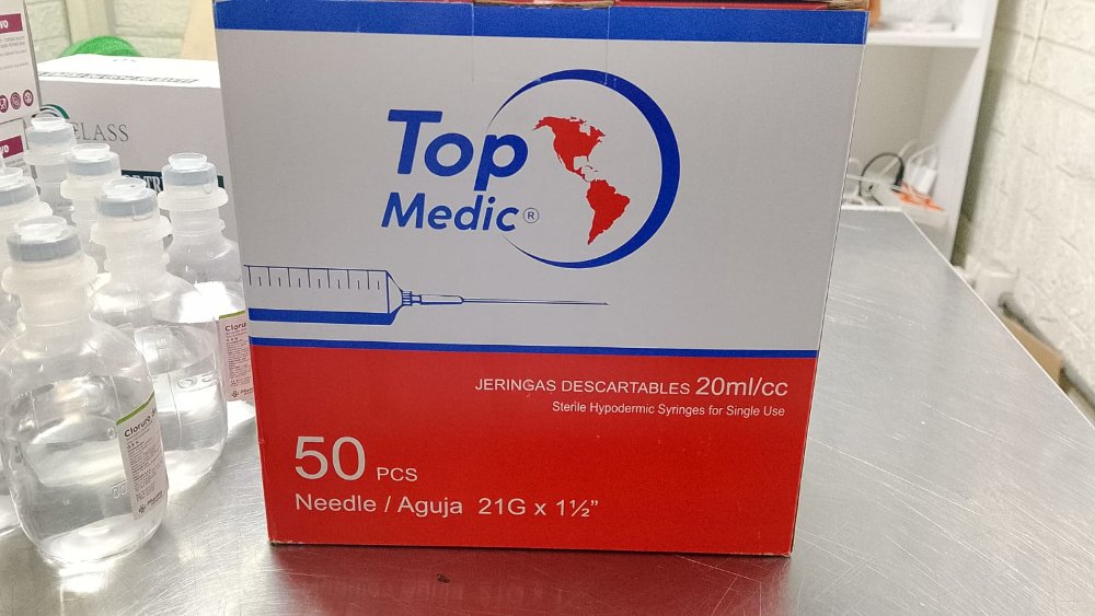 caja de aguja de 20 ml