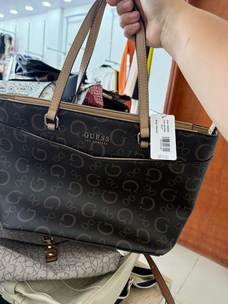 cartera guess,