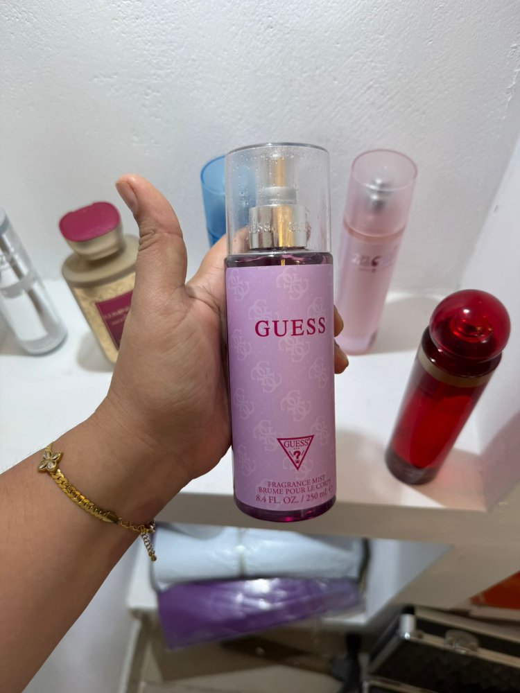 Splash GUESS