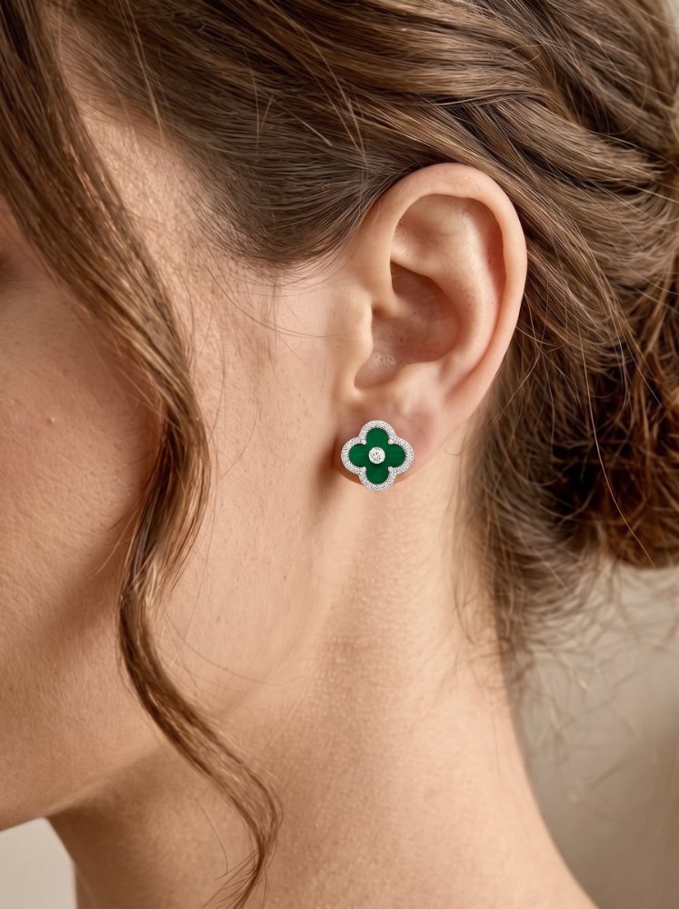 Aretes vancleef verde y negro