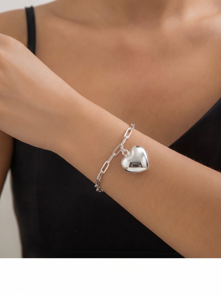 Pulsera con corazón grande