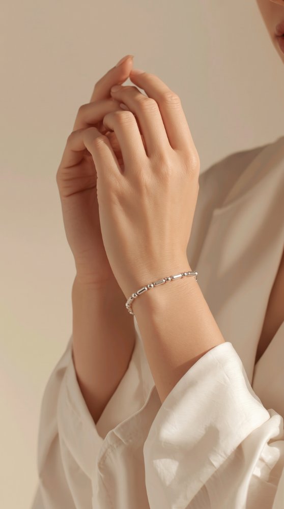 Pulsera de balines con granito de arroz