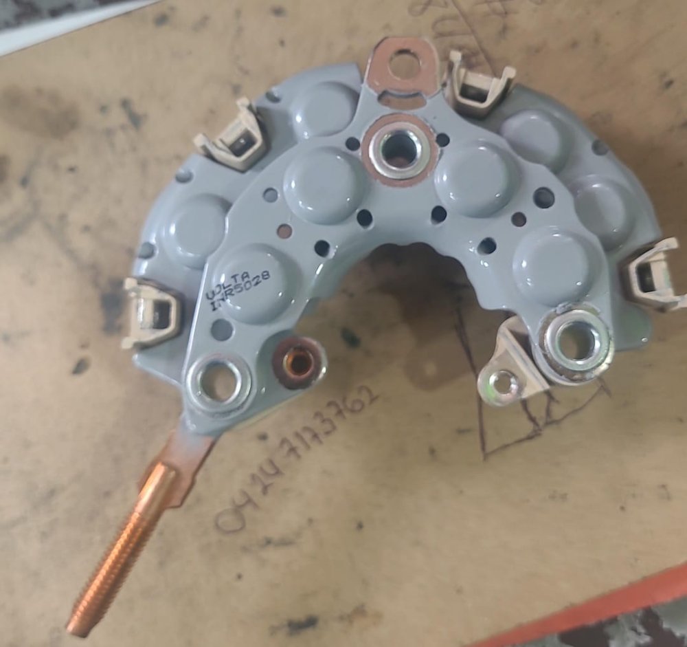 DIODERA ALTERNADOR INR5028