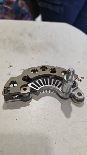 DIODERA ALT FULL INYECCION CON TORNILLO