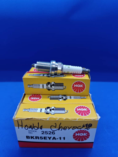 NGK ORIGINAL CHEROKEE HONDA BKR5EYA-11