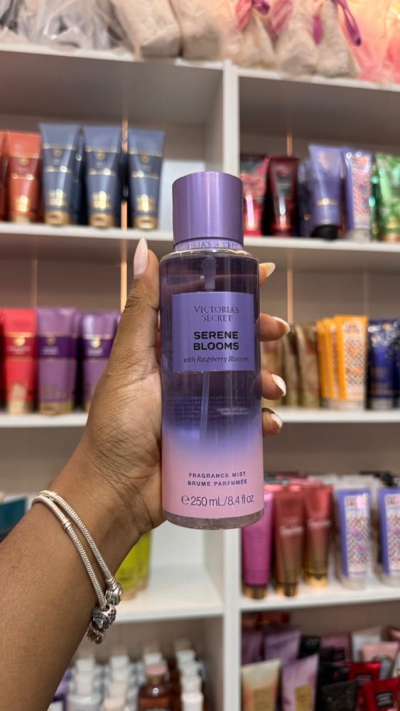 Serene Blooms Splash 8oz - Victoria's Secret