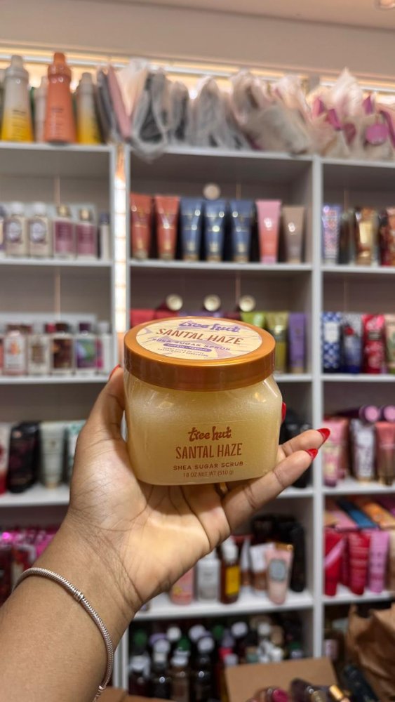 Santal Haze Exfoliante 18oz - Tree Hut