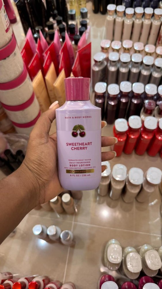 Sweetheart Cherry Daily Nourishing Body Lotion 8 oz - Bath & Body Works
