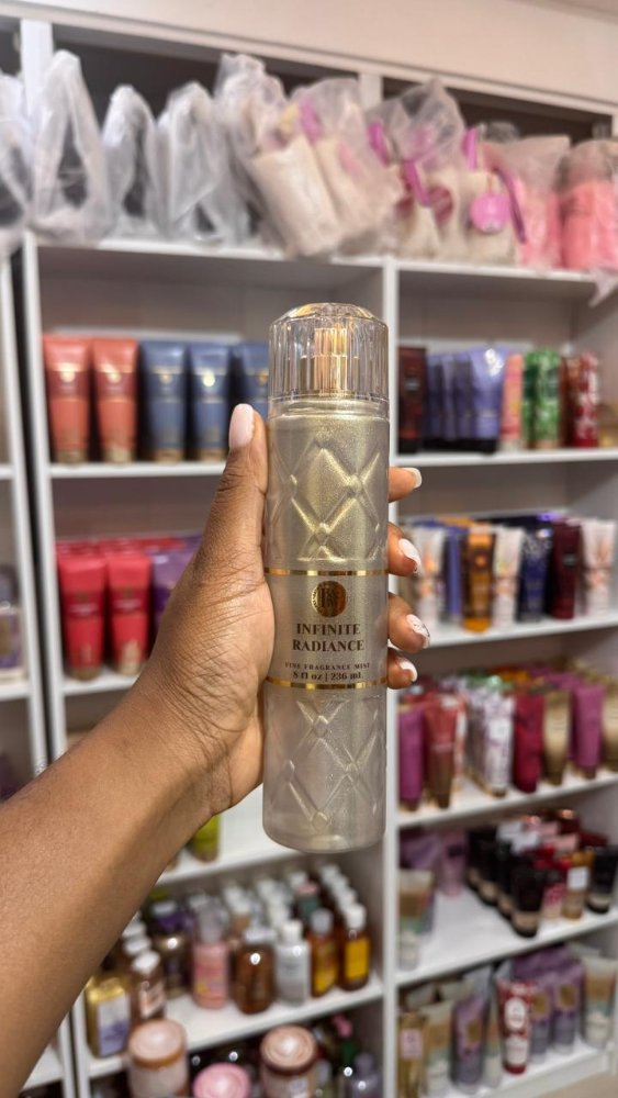 Infinite Radiance Splash 8 fl oz - Bath & Body Works