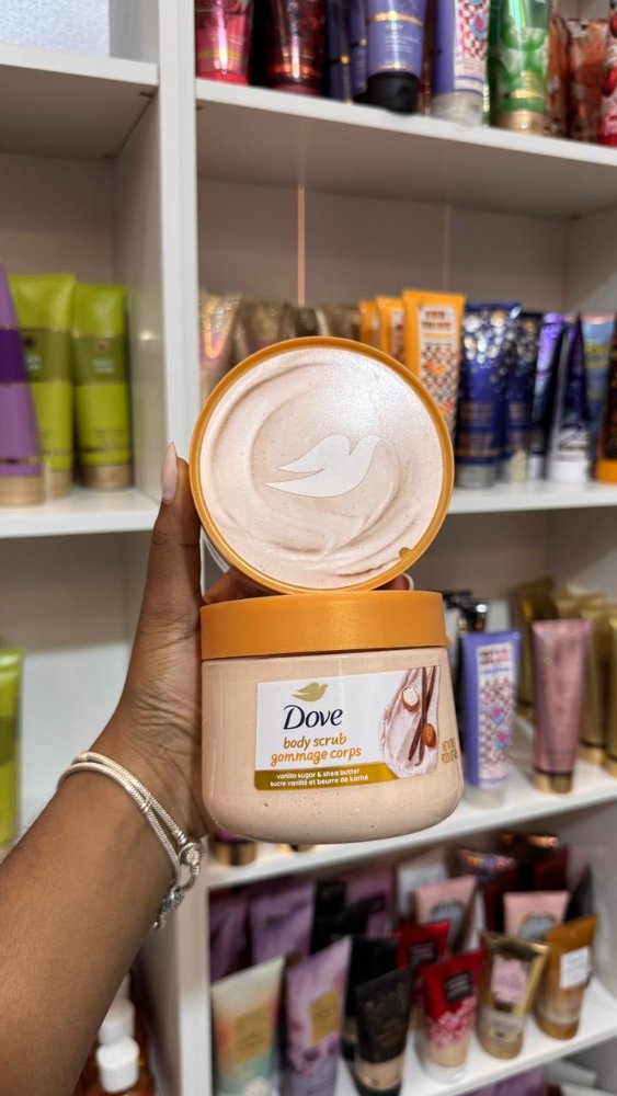 Azucar de Vainilla y Manteca de Karite Exfoliante 15 oz - DOVE