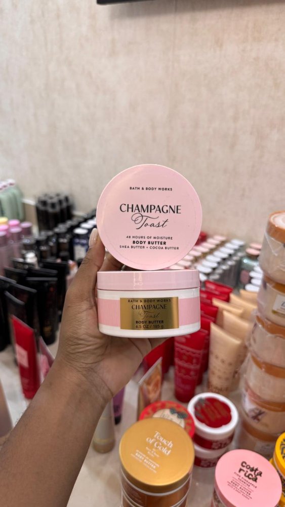 Champagne Toast Mantequilla Corporal 6.5oz - Bath & Body Works