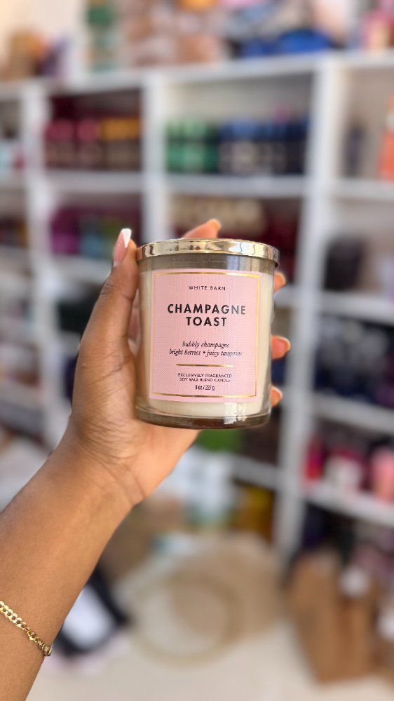 Vela 1 Mecha Champagne Toast 8oz - Bath & Body Works